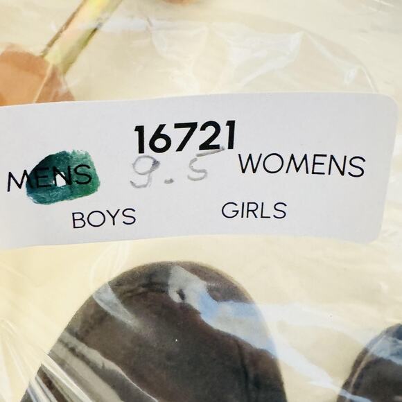 GH Bass & Co Shoes Mens 9.5 Black Leather Penny Loafers Moc Toe Slip On Dress - Picture 11 of 11